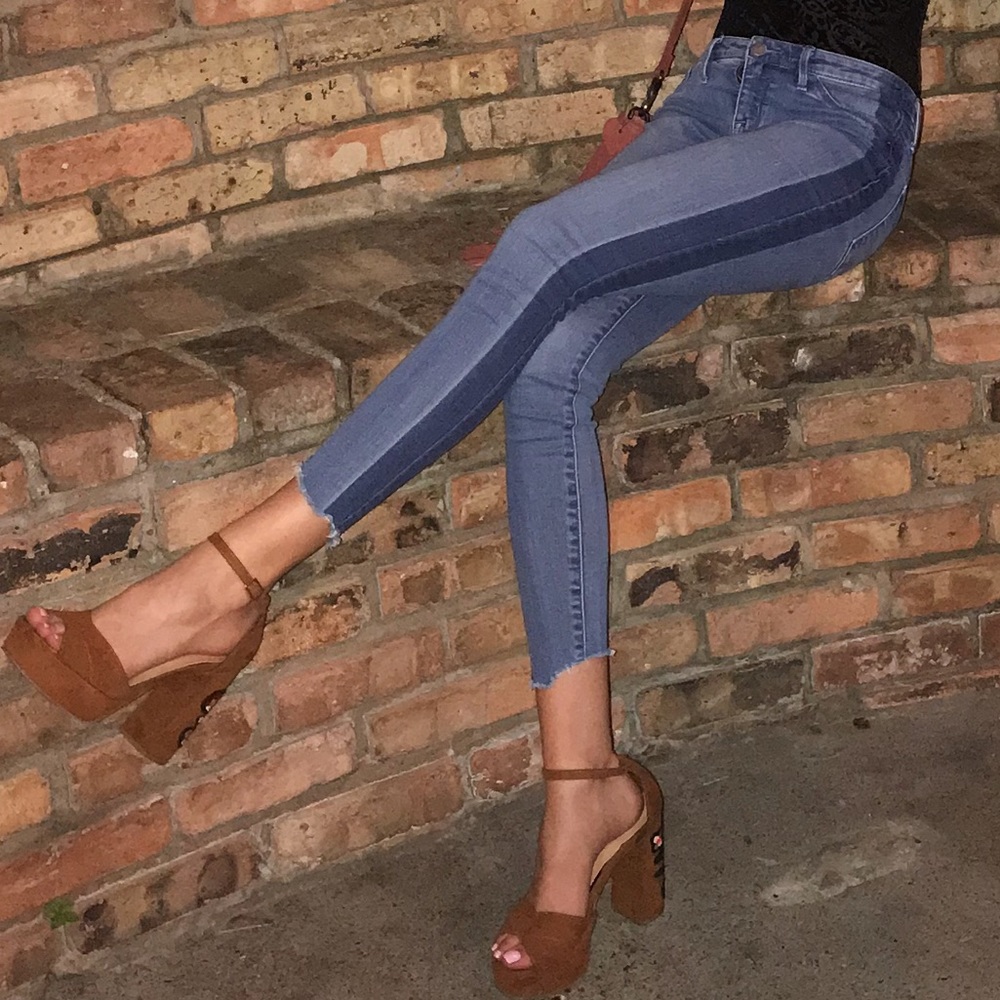 High Waisted Jeans